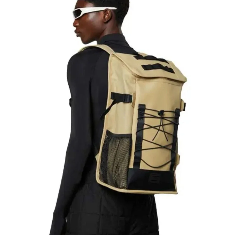 RAINS Trail Mountaineer Backpack Travel Bag in Sand Unisex Men Women Waterproof